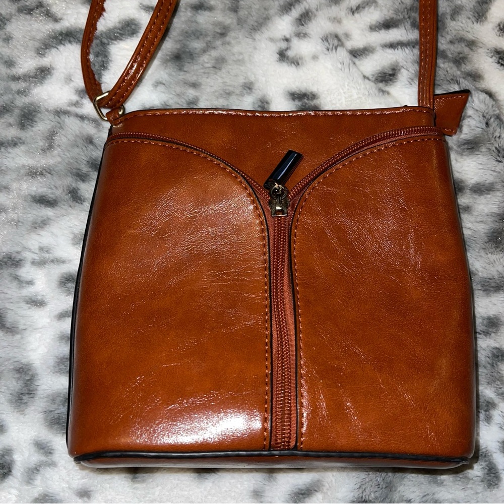 Unbranded Vegan Leather Purse View 2